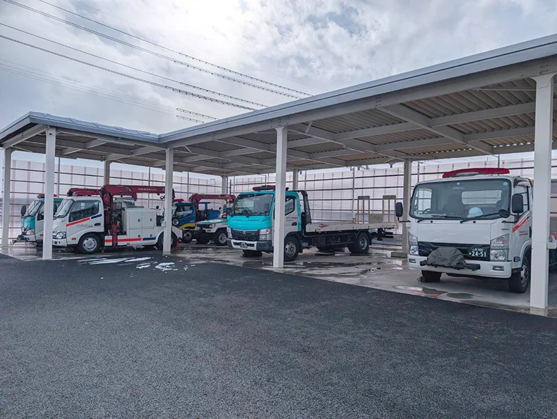 レッカー車